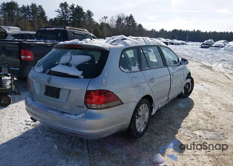 2014 Volkswagen Jetta Sportwagen 2.5L S from USA, damaged, VIN 3VWPP7AJ5EM602226